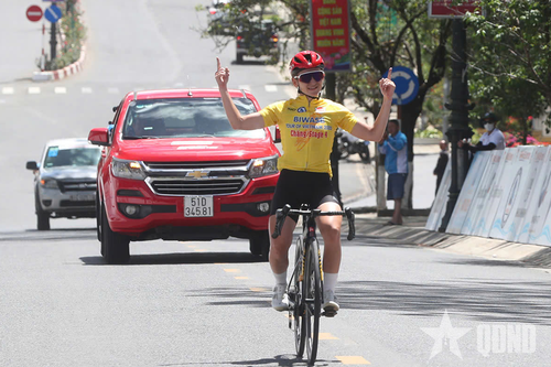 Tay đua Natalia Frolova giành áo vàng chung cuộc Giải xe đạp Biwase Tour Of Vietnam 2025