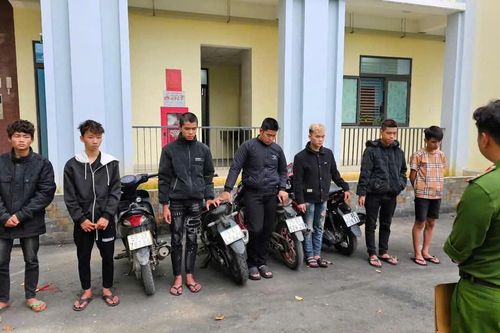 Truy nóng nhóm côn đồ gây náo loạn trên đèo Hải Vân