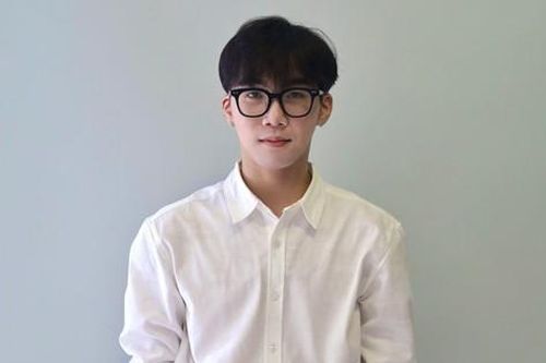 Nam sinh 'Sinh viên 5 tốt' ĐH Kinh tế TP. HCM với niềm đam mê đặc biệt với nghệ thuật