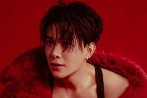 Anh Tú Atus xuất hiện với 'visual' chuẩn idol K-pop, hóa tổng tài siêu ngầu