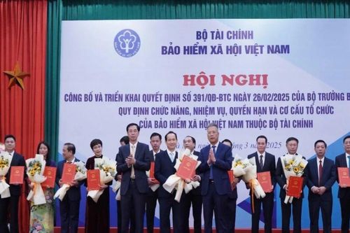 Ông Phạm Công Cường giữ chức vụ Giám đốc BHXH khu vực XVII