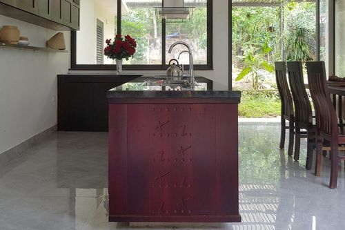 Độc đáo ngôi nhà ở Thanh Hóa trang trí bằng chữ Thái cổ