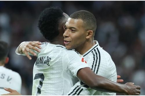 Mbappe và Vinicius bằng mặt không bằng lòng, Real Madrid đau đầu