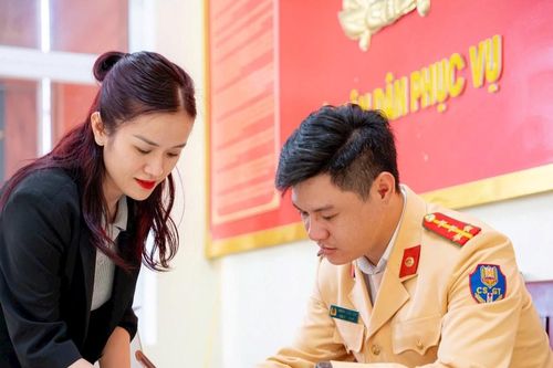 Công an Nghệ An cấp đổi trên 2.000 giấy phép lái xe, phiếu lý lịch tư pháp