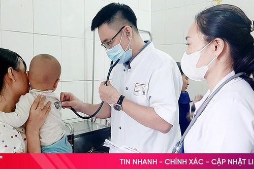 Khắc phục quá tải giường bệnh, đảm bảo chăm sóc sức khỏe cho người dân
