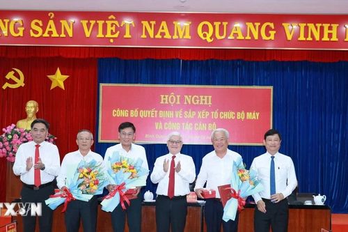 Bộ Nội vụ gấp rút hướng dẫn bổ sung đối tượng hưởng chế độ khi sắp xếp bộ máy