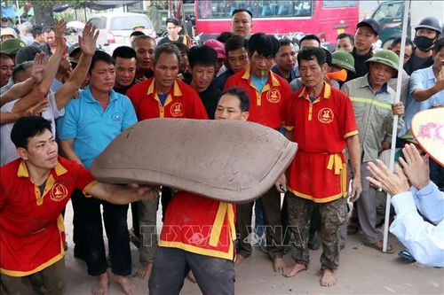 Đặc sắc trò chơi pháo đất Ninh Giang