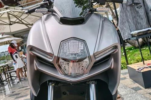 'Kẻ ngáng đường' Honda Air Blade ra mắt tại Việt Nam: Trang bị ngang SH, giá 49,5 triệu đồng