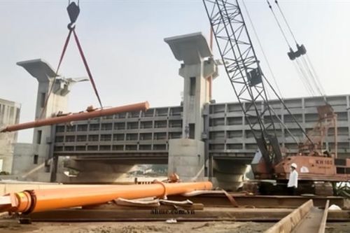 Loạt lãnh đạo L40 từ chức, đăng ký thoái toàn bộ vốn