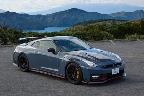 Siêu xe Nissan GT-R R35 chính thức khai tử