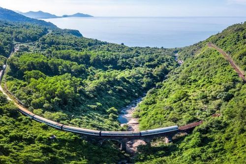 Những cái 'bắt tay' thúc đẩy du lịch từ ngành đường sắt