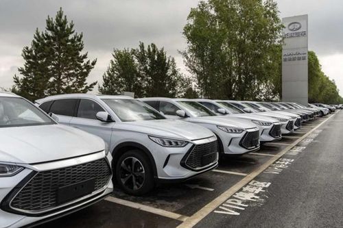 Nga tìm cách ngăn làn sóng ô tô giá rẻ từ Trung Quốc