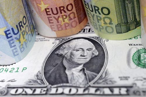 Đồng euro lập đỉnh mới, dìm đồng USD xuống đáy