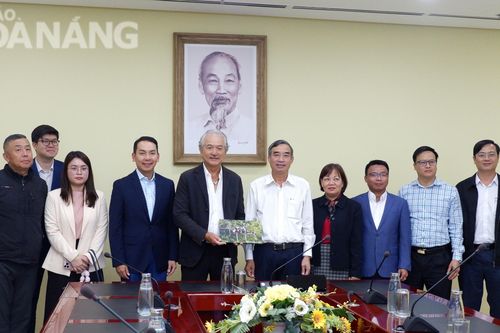 Tập đoàn YCH (Singapore) tìm hiểu các dự án chiến lược của Đà Nẵng