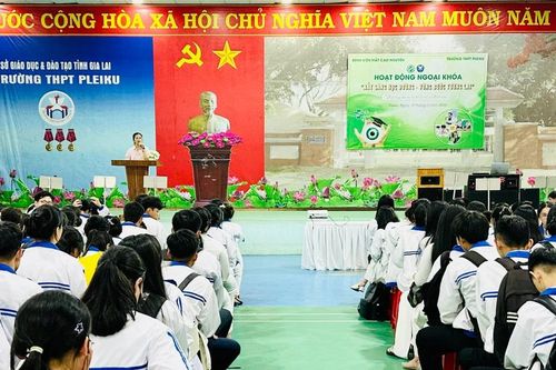 Pleiku: Trên 700 học sinh tham gia Chương trình ngoại khóa Mắt sáng học đường-Vững bước tương lai