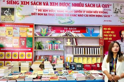 Lạc Dương: Tiếp tục nâng cao hiệu quả việc học tập và làm theo Bác