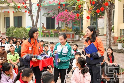 Núi Pháo lan tỏa thói quen tiết kiệm năng lượng cho học sinh tiểu học