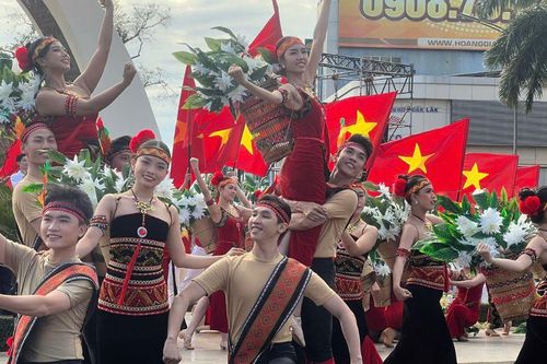 Không khí sôi động tại Lễ hội đường phố Buôn Ma Thuột