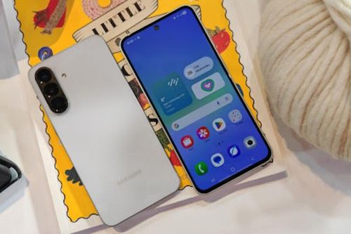 Samsung Galaxy A56 5G ra mắt: Thiết kế mới, màn hình 120Hz