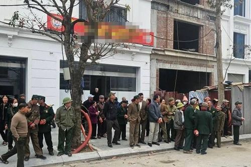 Làm rõ nghi vấn đưa người cao tuổi từ huyện miền núi xuống thành phố để chào, bán hàng giá cao