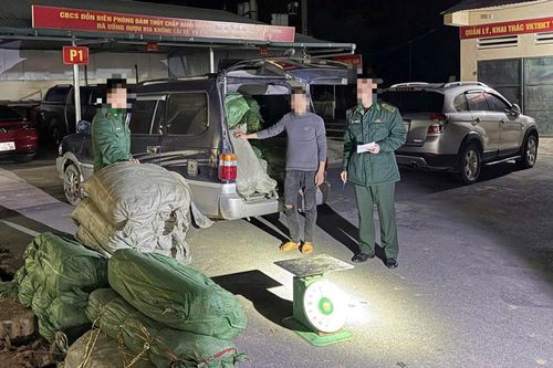 Buôn lậu nguyên liệu thuốc lá, đối tượng bị phạt hành chính 8 triệu đồng