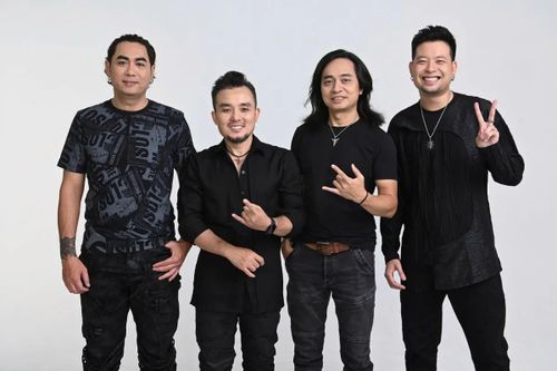 Bức Tường thực hiện 2 buổi biểu diễn 'We are the wall' kỷ niệm 3 thập kỷ âm nhạc