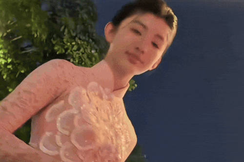 Nam Phương gây sốt với clip 30 giây