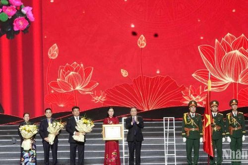 Chủ tịch Quốc hội Trần Thanh Mẫn dự Lễ kỷ niệm 80 năm Khởi nghĩa Ba Tơ và 50 năm Giải phóng tỉnh Quảng Ngãi