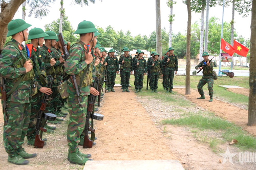 Sức trẻ trên thao trường của người lính pháo binh Quân khu 9