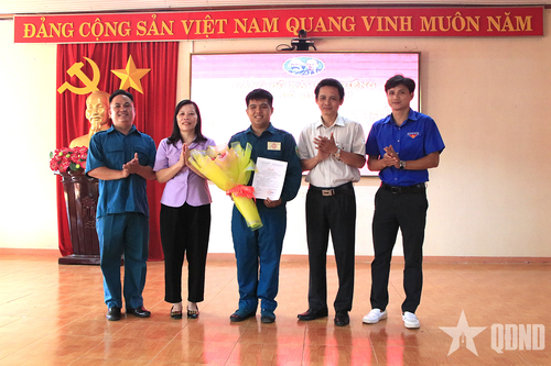 Kinh nghiệm cử tuyển đảng viên chuẩn bị nhập ngũ ở Phú Riềng