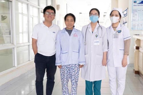 Cứu sống người phụ nữ ăn cá nóc bị ngộ độc nguy kịch