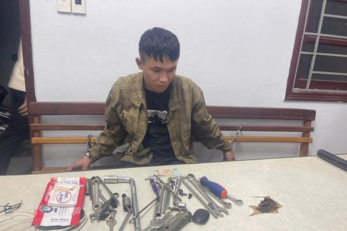Công an phường mật phục bắt giữ đối tượng chuyên trộm linh kiện xe Exciter ở Đà Nẵng