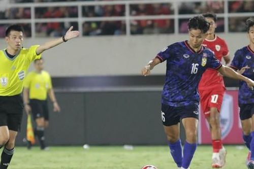 Gia nhập V-League, tuyển thủ Lào viết nên lịch sử cho bóng đá nước nhà
