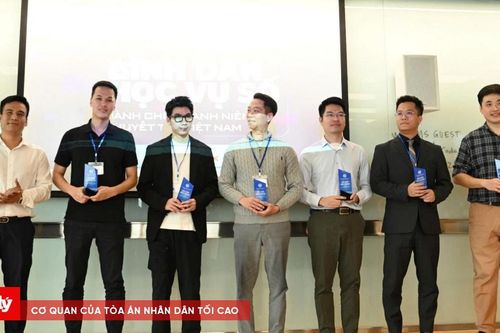 Đội hình 'Bình dân học vụ số' hỗ trợ thanh niên khuyết tật