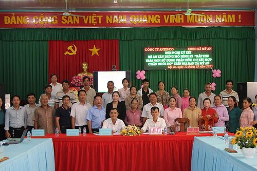 Công ty Antesco và xã Mỹ An ký kết đề án sản xuất bắp thu trái non