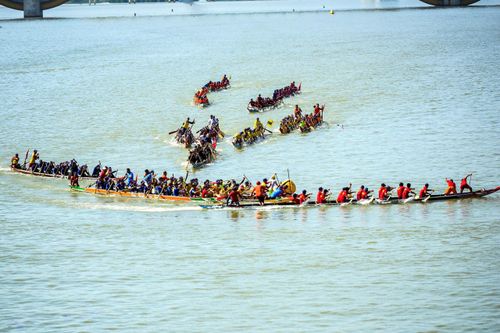 Nhiều hoạt động thể thao chào mừng ngày giải phóng thành phố