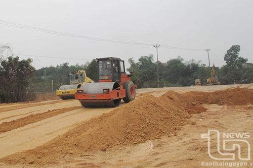 Hoàn thiện hệ thống giao thông kết nối, hiện đại