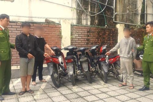 Bắt giữ nhóm thanh thiếu niên chuyên trộm cắp xe máy