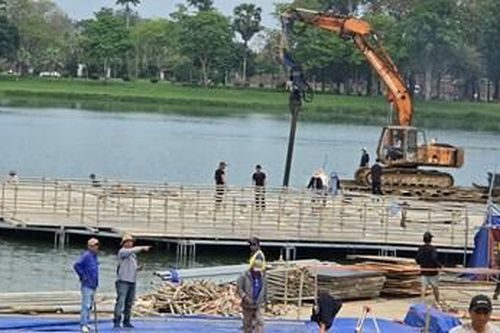 Dự án sân khấu ngoài trời khu vực Bia Quốc Học sẽ hoàn thành, bàn giao trước ngày 25/3