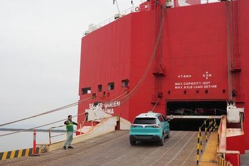 Chỉ số sản xuất công nghiệp của Hải Phòng tăng vọt nhờ xe điện