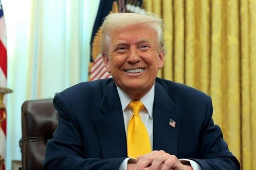 Canada mong Mỹ 'bình tĩnh', Tổng thống Trump tạm hoãn tăng thuế