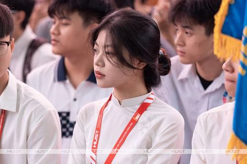 Tuyển sinh đại học năm 2025: Xuất hiện nhiều tổ hợp xét tuyển mới