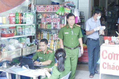 Xử phạt 5 cơ sở dịch vụ ăn uống vi phạm an toàn thực phẩm