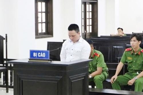 Lĩnh trên 14 năm tù do dụ dỗ trẻ em chơi trò 'người lớn'