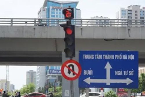 Hà Nội sửa chữa, thay thế hơn 1.200 đèn giao thông