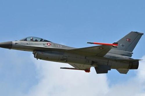 F-16 Ukraine 'lép vế' trước Su-35 Nga?