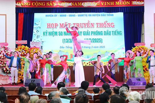 Bình Dương họp mặt kỷ niệm 50 năm Ngày giải phóng Dầu Tiếng