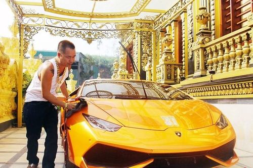Lamborghini Huracan của 'đại gia đồng nát' Nghệ An đã có chủ mới