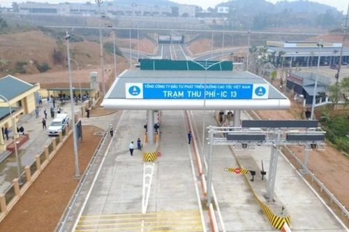 Phó Thủ tướng yêu cầu khẩn trương nghiên cứu mở rộng cao tốc Yên Bái - Lào Cai