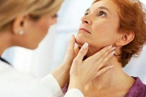 5 dấu hiệu cảnh báo bệnh suy giáp ở phụ nữ